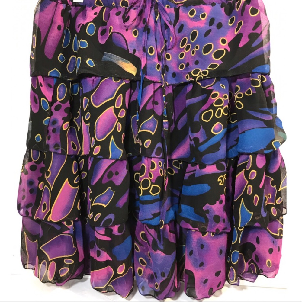 NWT Tropical Multicolor Ruffle Skirt